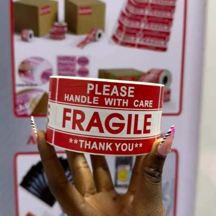 Red Fragile Sticker 9 * 5cm